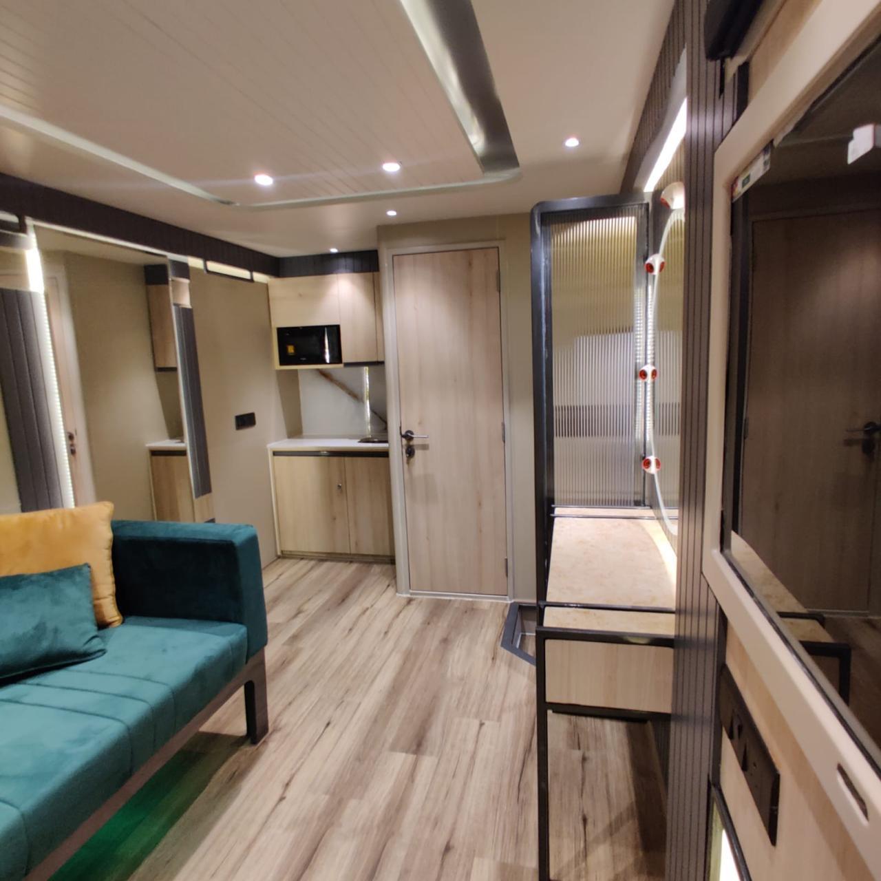 Hangre Light & Sound